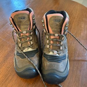Keen Hiking Boots